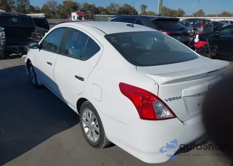 2018 Nissan Versa 1.6 Sv z USA, uszkodzony, nr VIN 3N1CN7AP3JL801760
